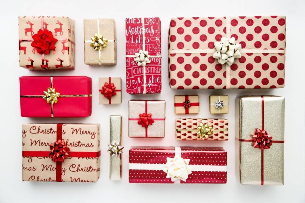 50 Idées cadeaux de Noël pour Femmes  Idee cadeau noel femme, Idee cadeau  noel, Cadeau noel