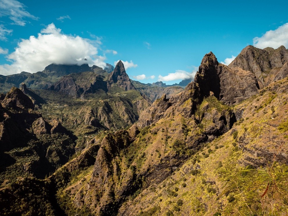 Réserver un gîte à l'Ilet des Orangers dans le cirque de Mafate à La Réunion